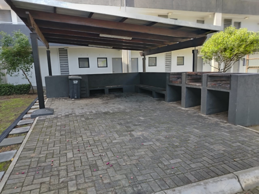 2 Bedroom Property for Sale in Parklands Western Cape